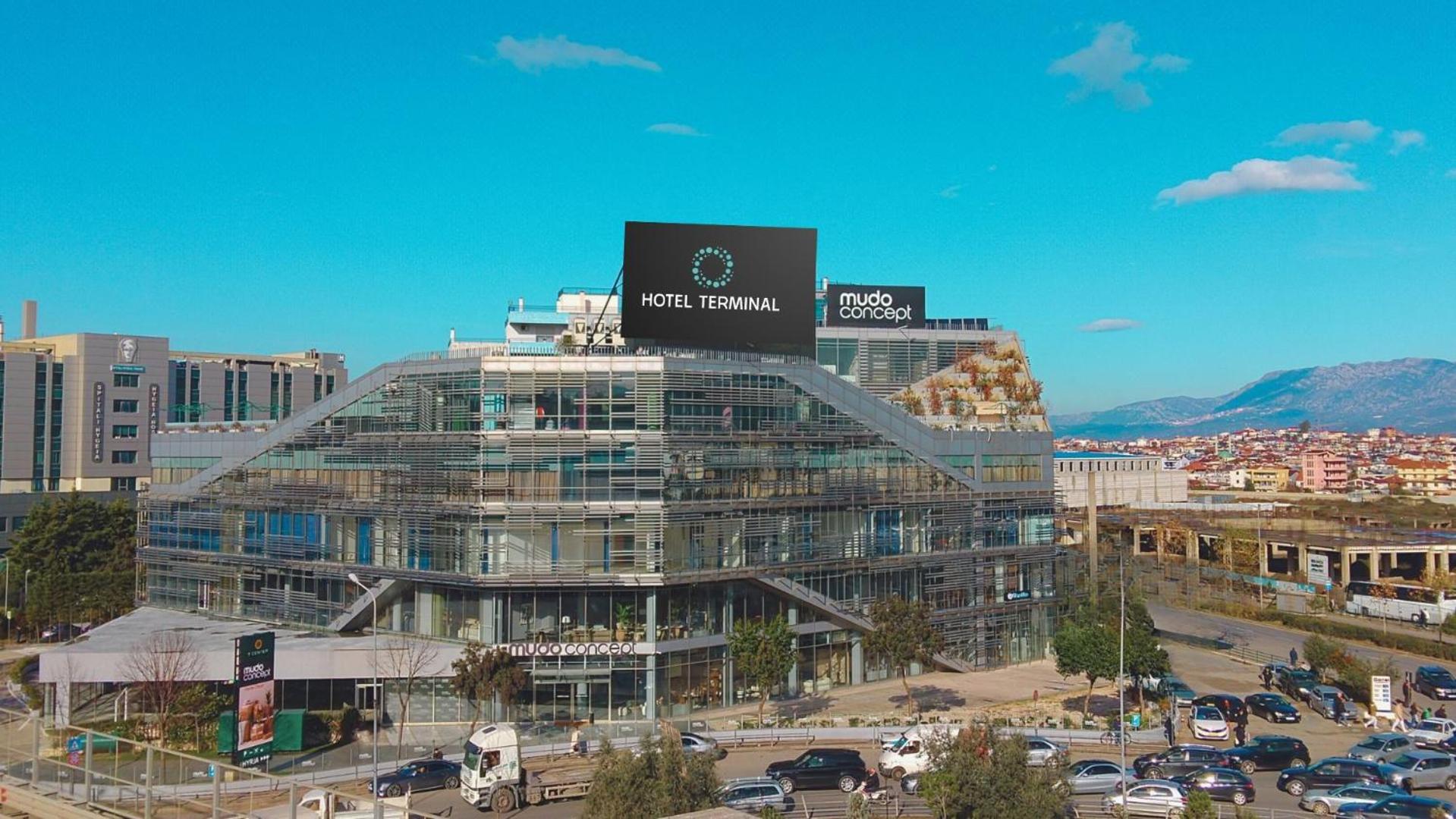 Hotel Terminal Tirana Bregu i Lumit Dış mekan fotoğraf
